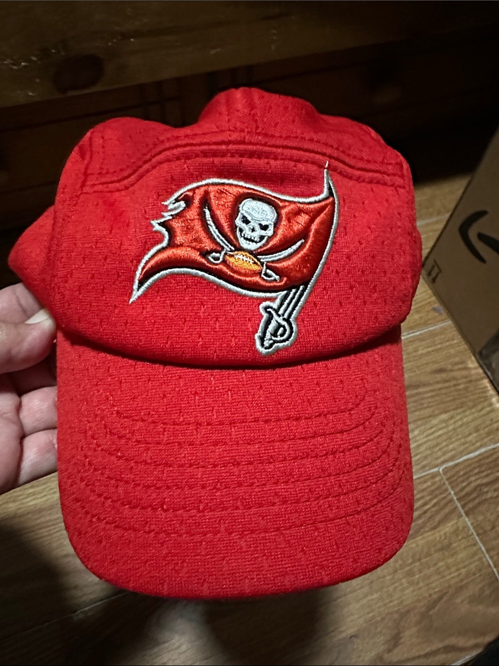 Red Tampa Bay Buccaneers Embroidered Flag Baseball Cap - Men